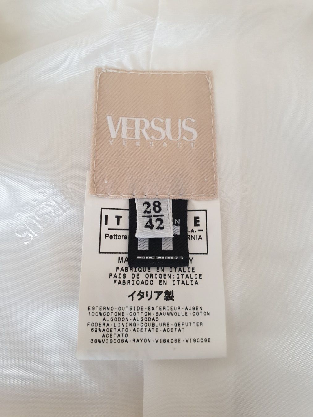 Versace Jacken: Versace Versus Sommerblazer Gr. 34 – Gebraucht aus Bottmingen von sandy_2 5