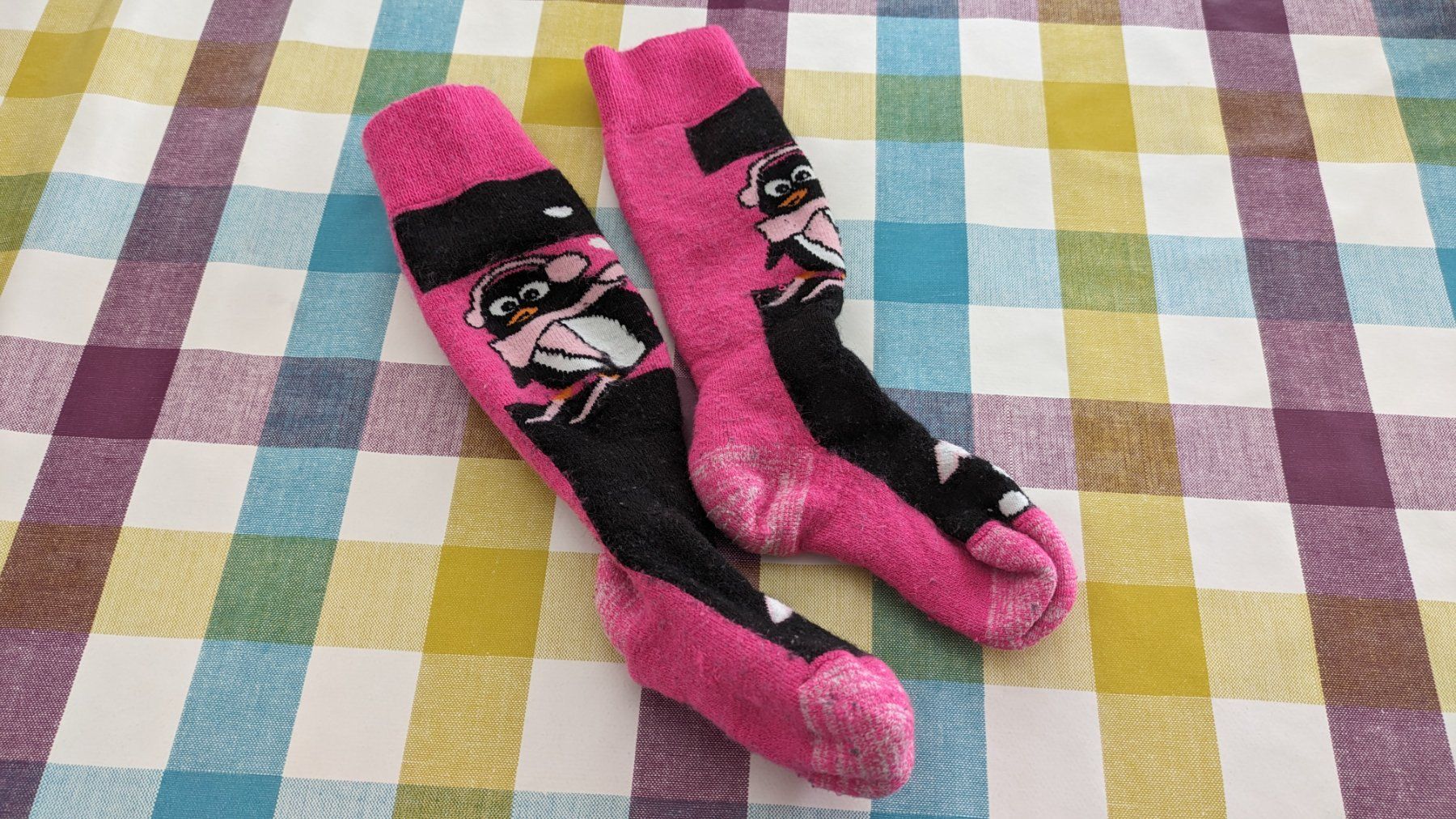 Socken für Kinder: Süsse Skisocken mit Pinguin - pink – Gebraucht aus Staufen von Fleby84
