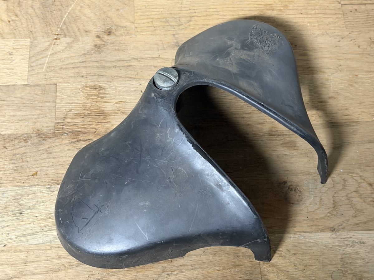 Parti ricambio per ciclomotori: Piaggio Ciao C24 Sattel Abdeckung unten original – Usato da Bolken venduto da si.x.las 1