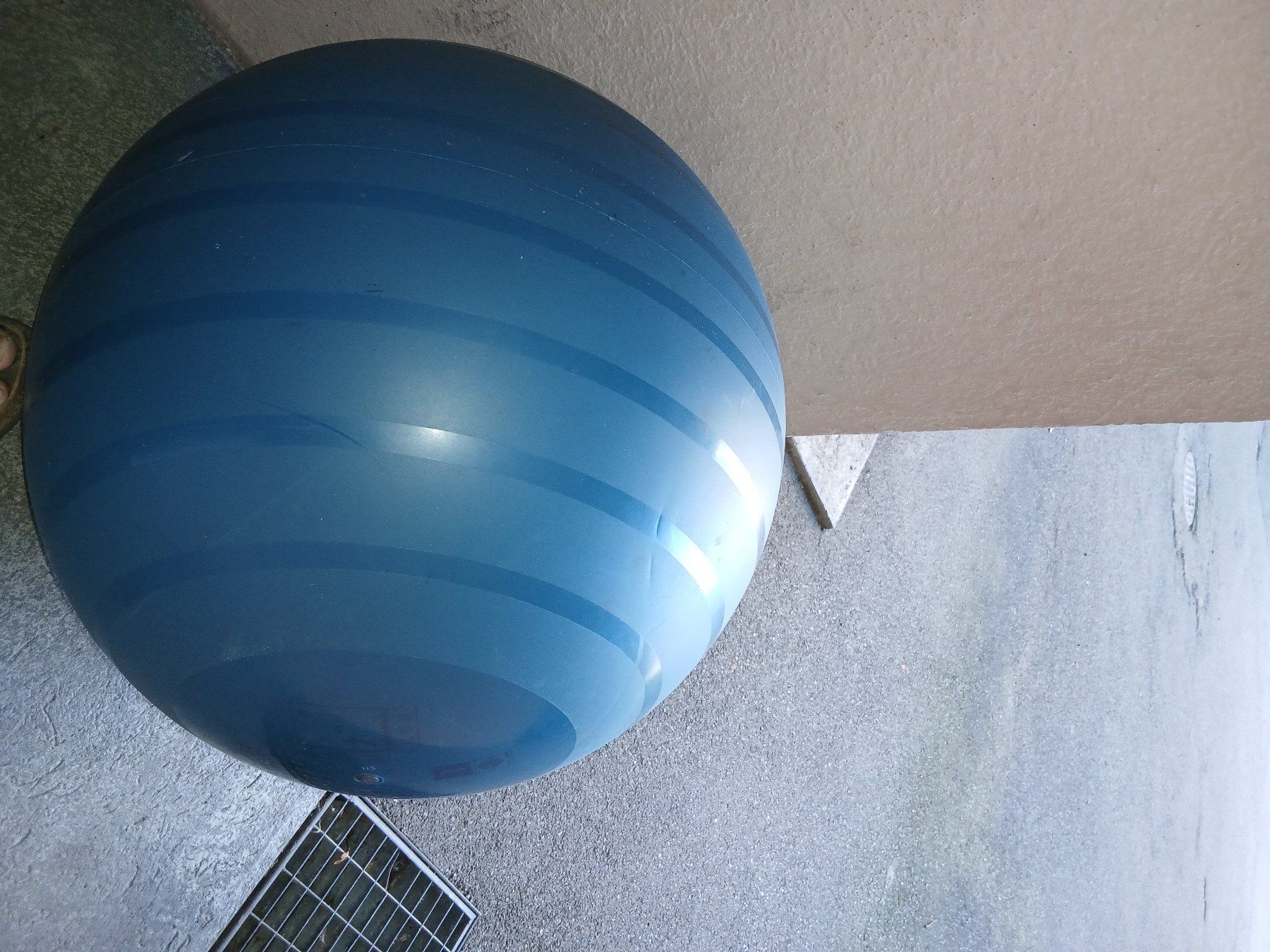 Decathlon Bälle: NYAMBA gr2 gymnasticball 65cm – Gebraucht aus Pfäffikon SZ von Marcus_Aurilius