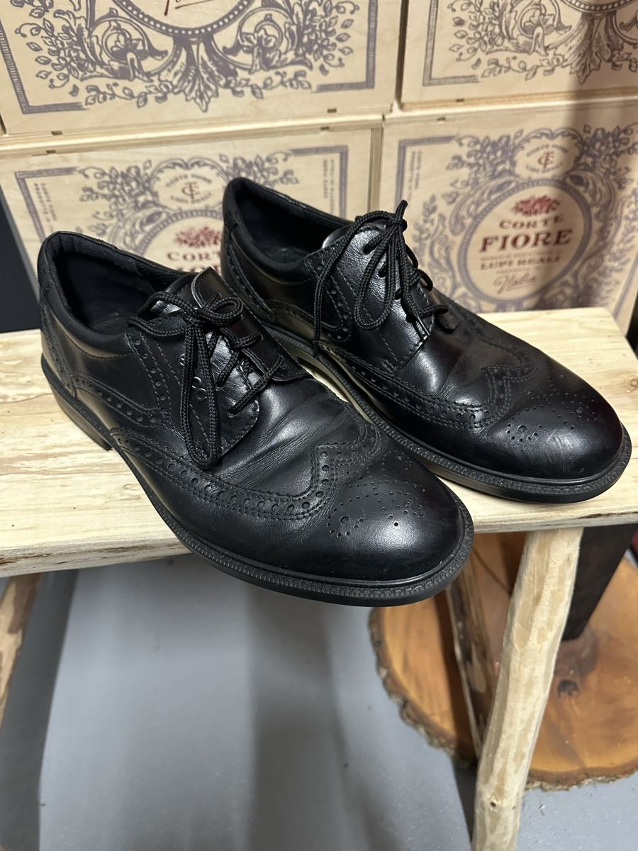Ecco Scarpe da uomo: Schwarze Ecco Herren Lederschuhe, Gr. 41 – Usato da Schneisingen venduto da alexgiudice