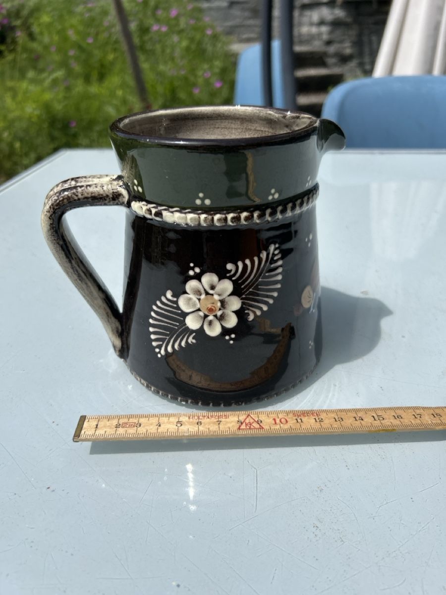 Caraffe: Krug mit Bauernmotiv  – Usato da Bonstetten venduto da Ebano- 2
