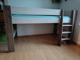 lit mit-hauteur en bois