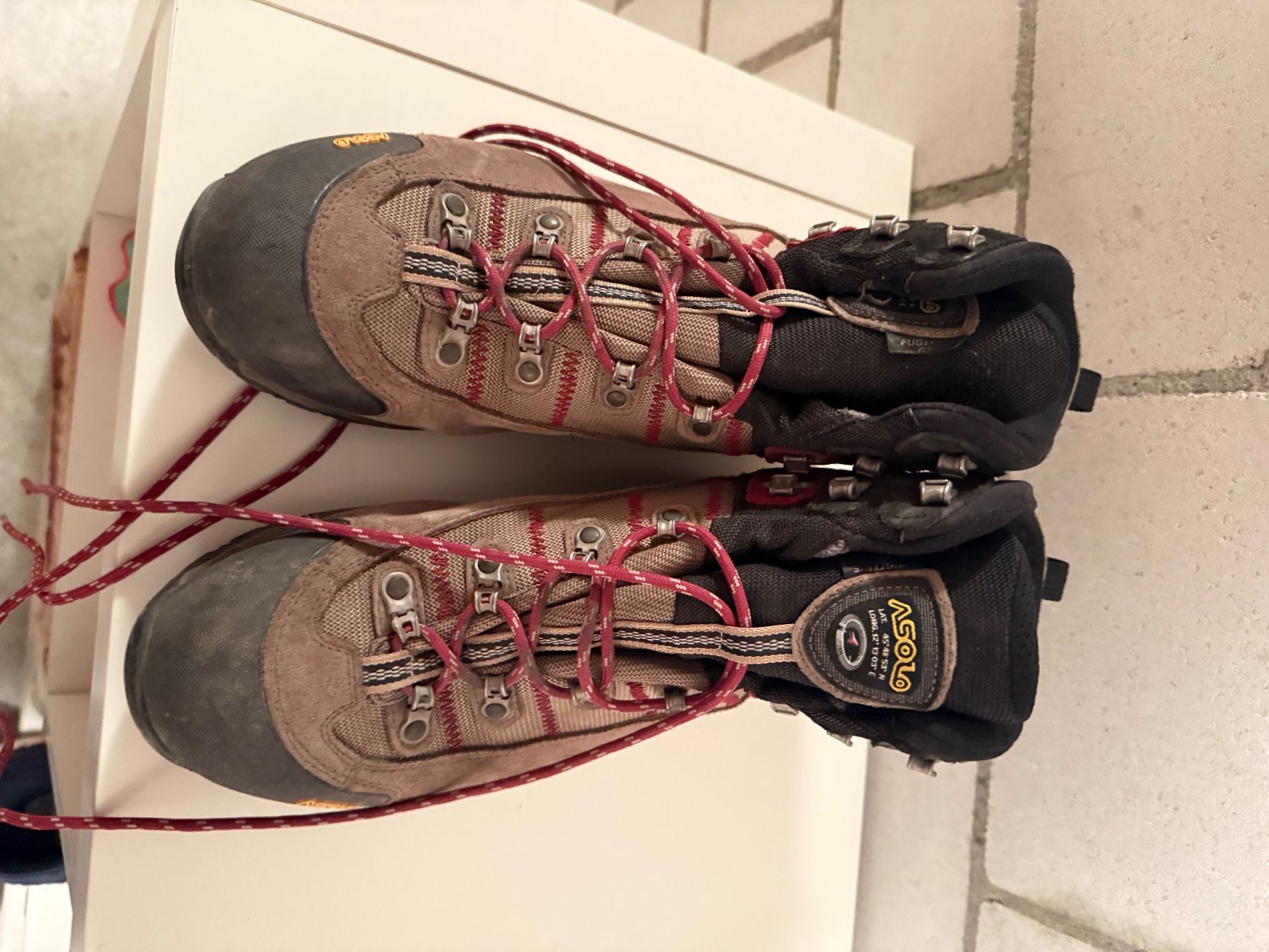 Herrenschuhe: Asolo Fugitive Goretex Wanderstiefel – Gebraucht aus Küsnacht ZH von gma_67jc