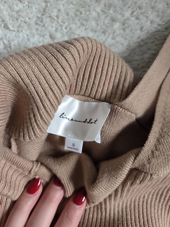 Pullover & Sweatshirts: Schöner Schulterfreier Pullover – Neu (gemäss Beschreibung) aus Rüfenacht BE von Biancaro 3