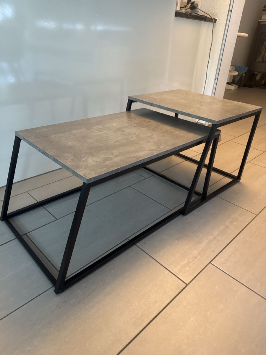 Tables: Coffe Table – D'occasion à Wallisellen par tugc