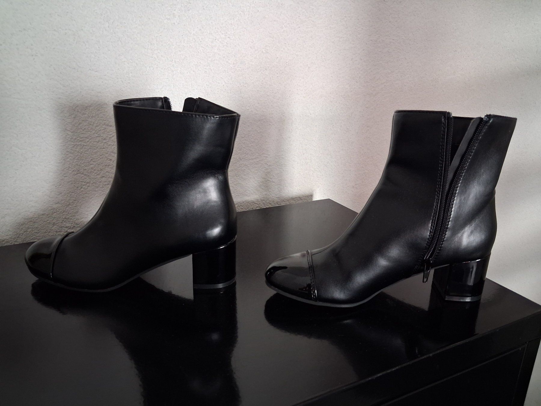 Chaussures femmes: STIEFELETTE SCHWARZ 37 – Neuf (Voir description) à langnau par Santos1411