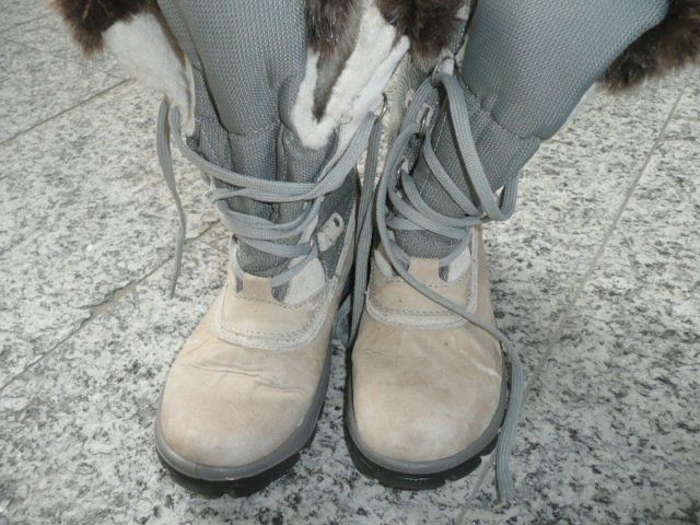 Roberto Santi Damenschuhe: Stiefel Gr. 37 in grau mit Kunstfell – Gebraucht aus Zug von falama 2