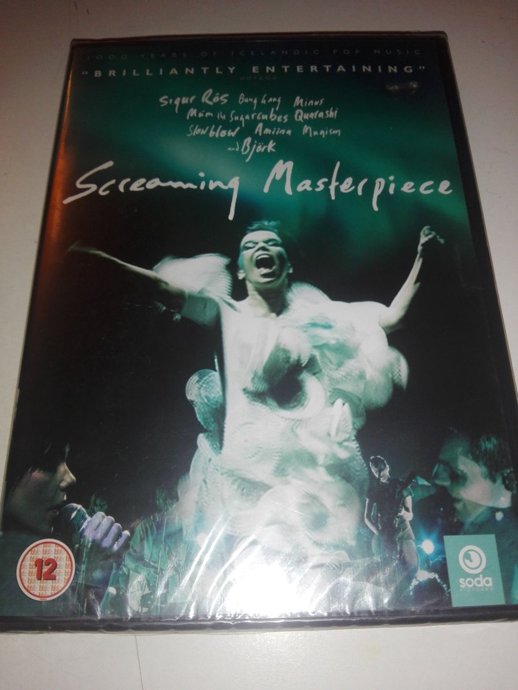 Tutti i DVDs: Screaming Masterpiece (eng & isländisch)   neu/OVP – Nuovo e nell'imballaggio originale da St. Gallen venduto da elk2021