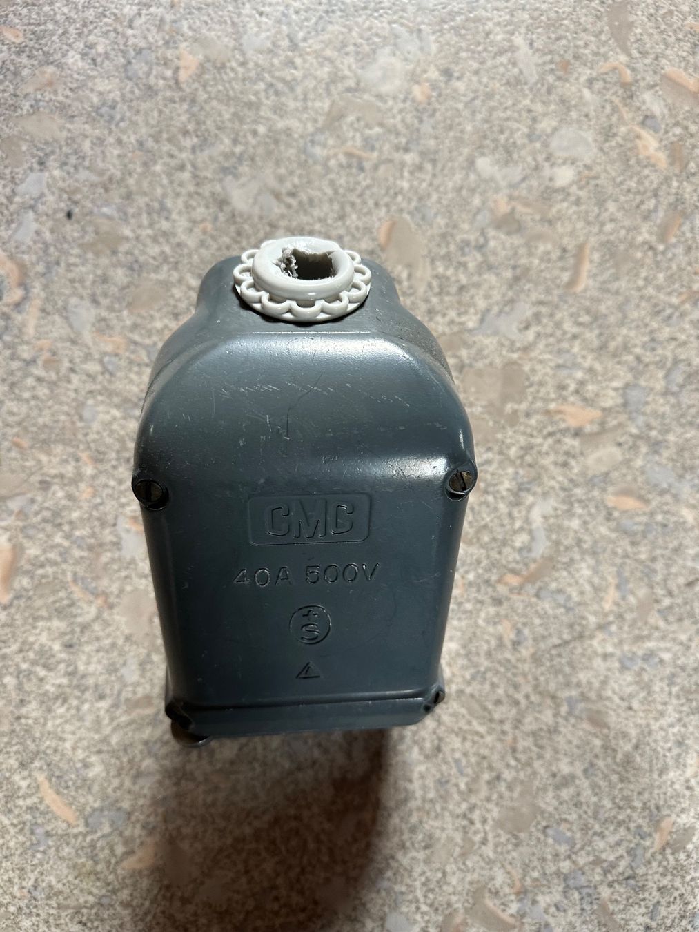 Spine: J 40/4 Polige  Steckdose  Wanddose  Stromdose CMC – Usato da Huttwil venduto da Bolpa 1