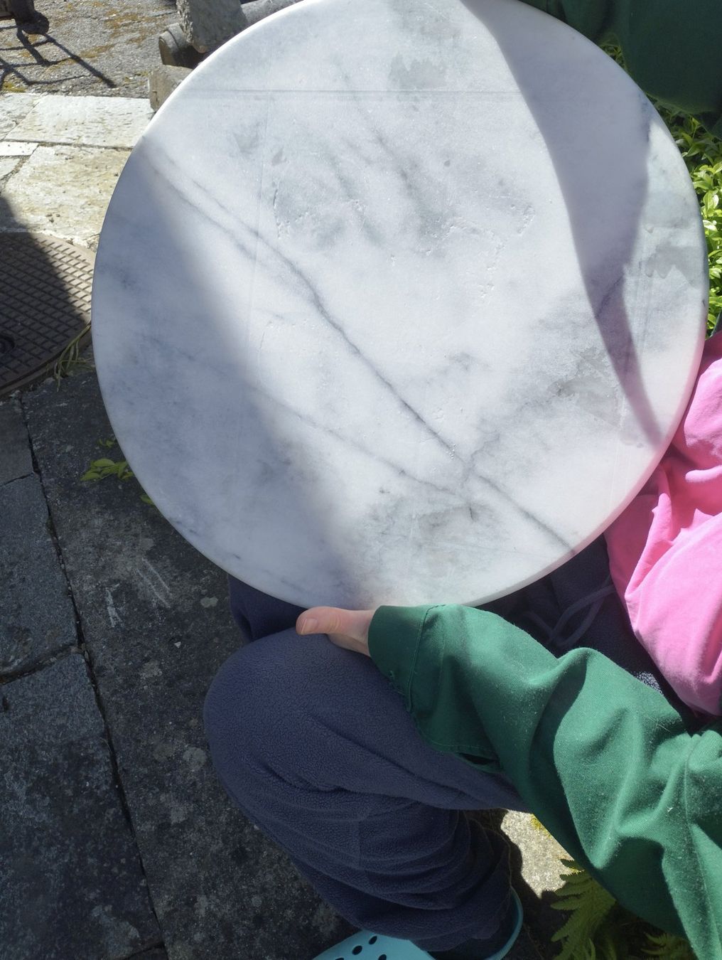Piatti di portata: Marmor Tischplatte, antik, Durchmesser 50cm – Usato da Ostermundigen venduto da Dinge1 4