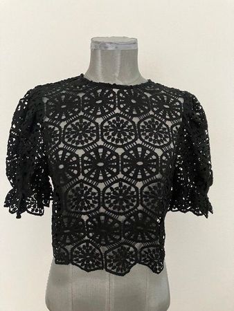 Top en dentelle noire, Anewsta T 36