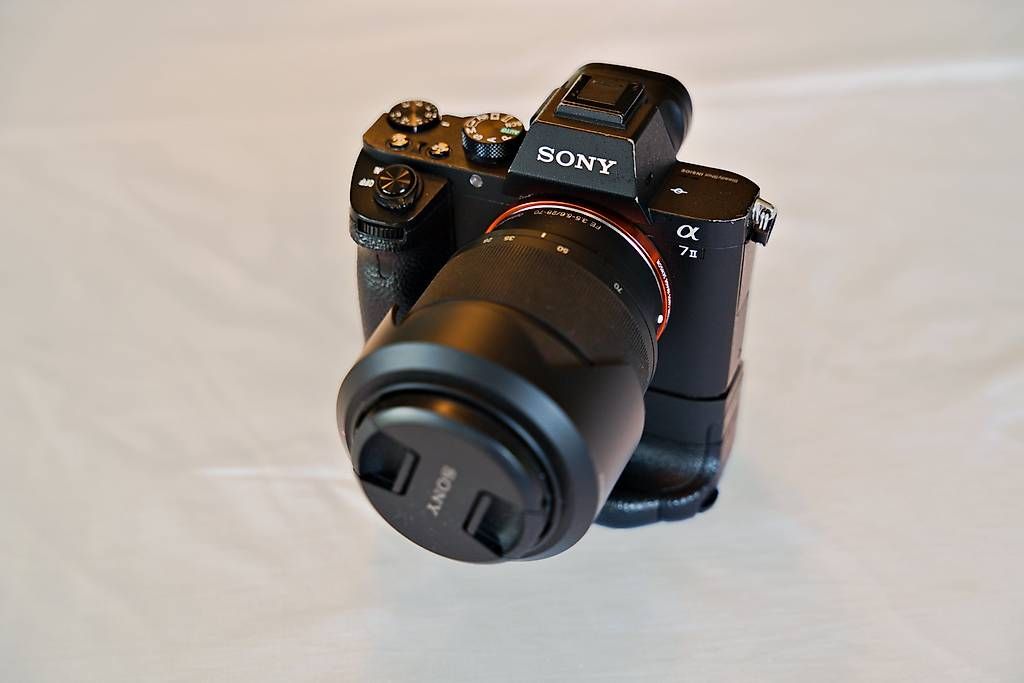 Sony Fotocamera: Sony Alpha 7ii (ILCE-7M2) – Usato da Andwil TG venduto da Behemot