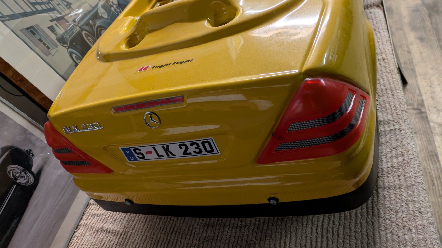 Veicoli per bambini: Mercedes SLK Tretauto – Nuovo e nell'imballaggio originale da Uesslingen venduto da 1992benz 1