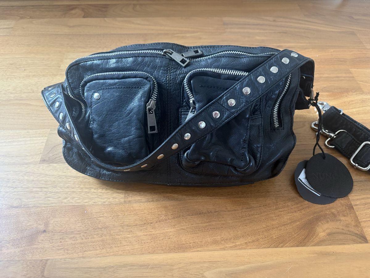 Sacs: Schwarze Leder Tasche – Neuf (Voir description) à Binz par sar_dh2f