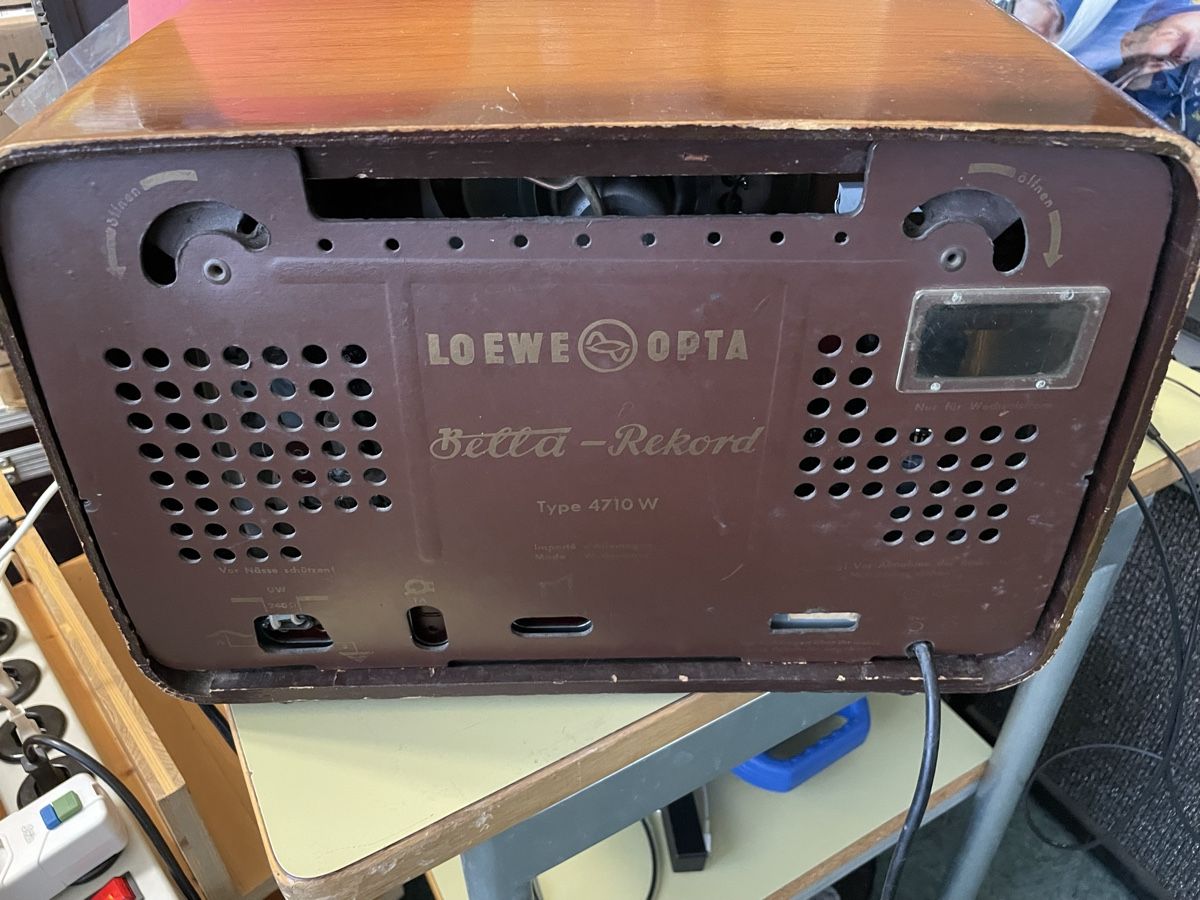 Loewe Radios: Loewe Opta Bella Rekord – Gebraucht aus Oftringen von Jradioman 8