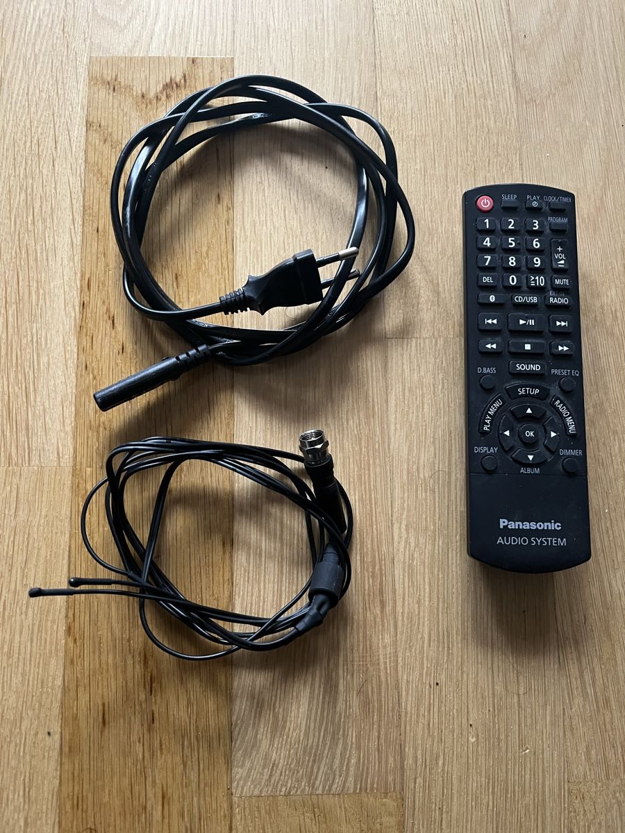 Panasonic Receiver: Panasonic Kompaktanlage SA-PMX84 DAB+ Bluetooth – Gebraucht aus Allschwil von  2