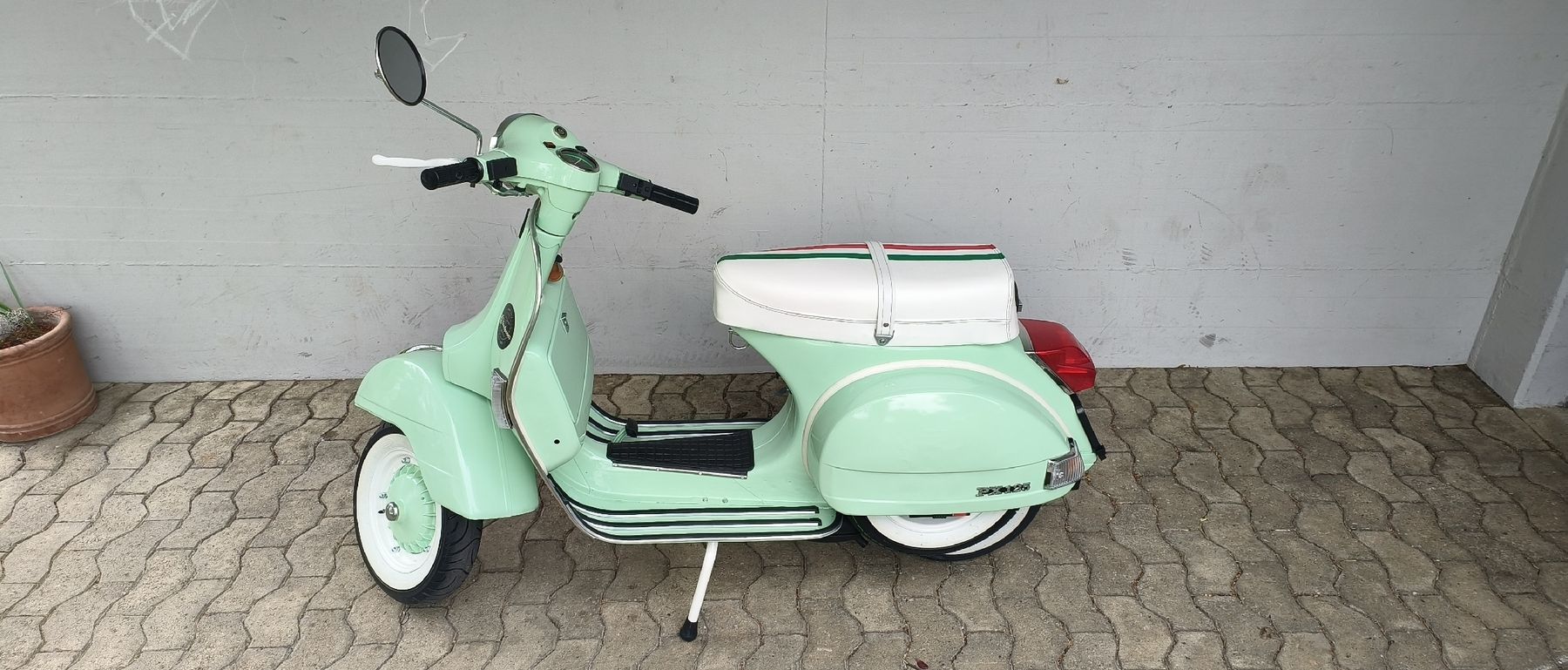 Vespa Scooter: Vespa PX125 – Usato da Bronschhofen venduto da sanimirza 1