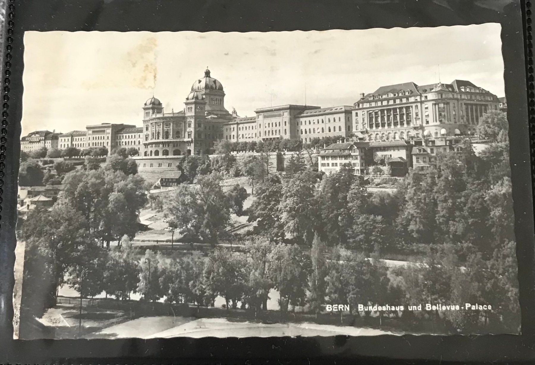 Cartoline postali: Bern Bundeshaus – Usato da Uznach venduto da Chrisanteme