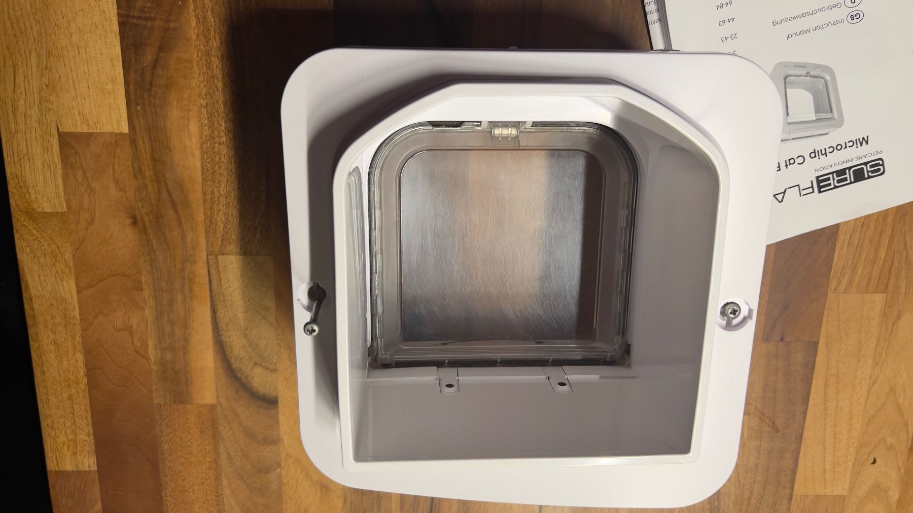 Katzenklappen: Sure Flap Microchip Cat Flap – Gebraucht aus Wangen SZ von Pinguin99 1