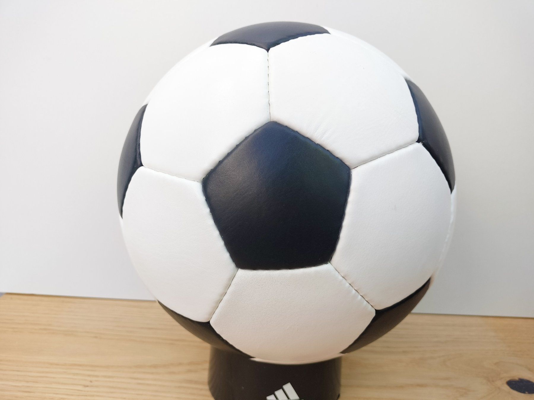Adidas Palloni: Original Adidas Matchball WM 1974 – Usato da Wil SG venduto da kaizzen 6