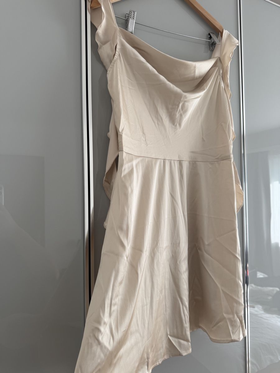 Robes: Sommer Kleid – Neuf (Voir description) à Dübendorf par MariaS. 1