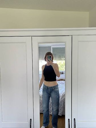 HELLBLAUE STRAIGHT-LEG JEANS