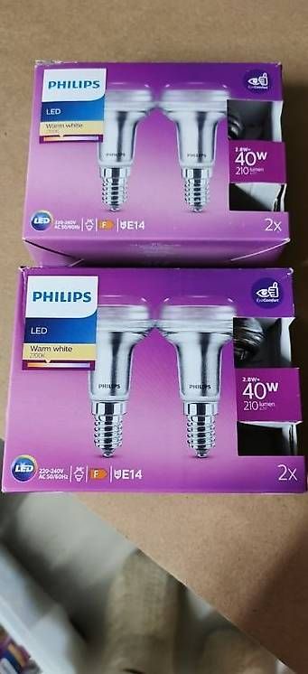 Lampade: 4x-philips-led-birnen-e14-warmweiss – Usato da Zürich venduto da llr_2m9v