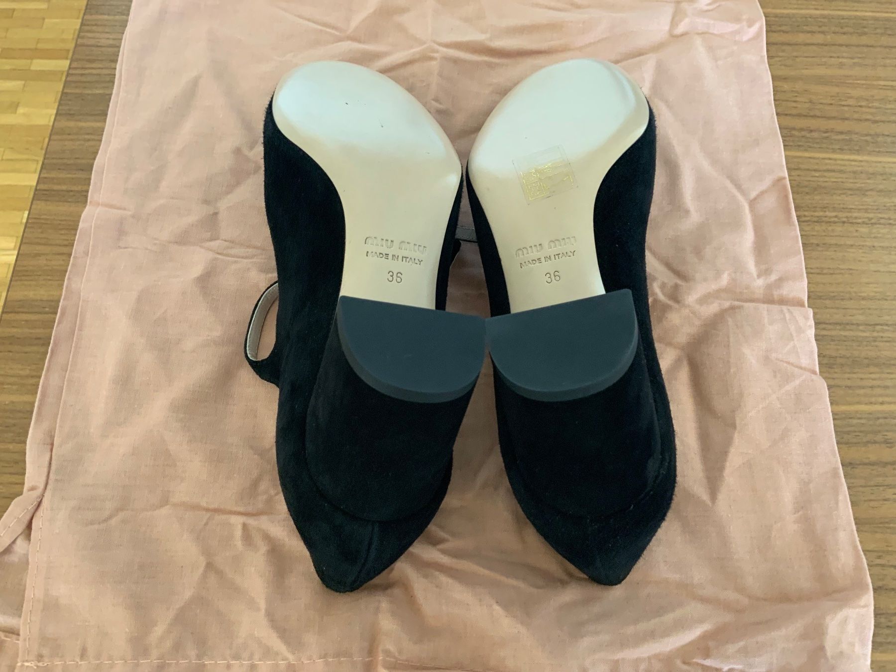 Miu Miu Scarpe da donna: Miu Miu: chaussures neuves – Nuovo (secondo la descrizione) da Genève venduto da Taracolac20 6