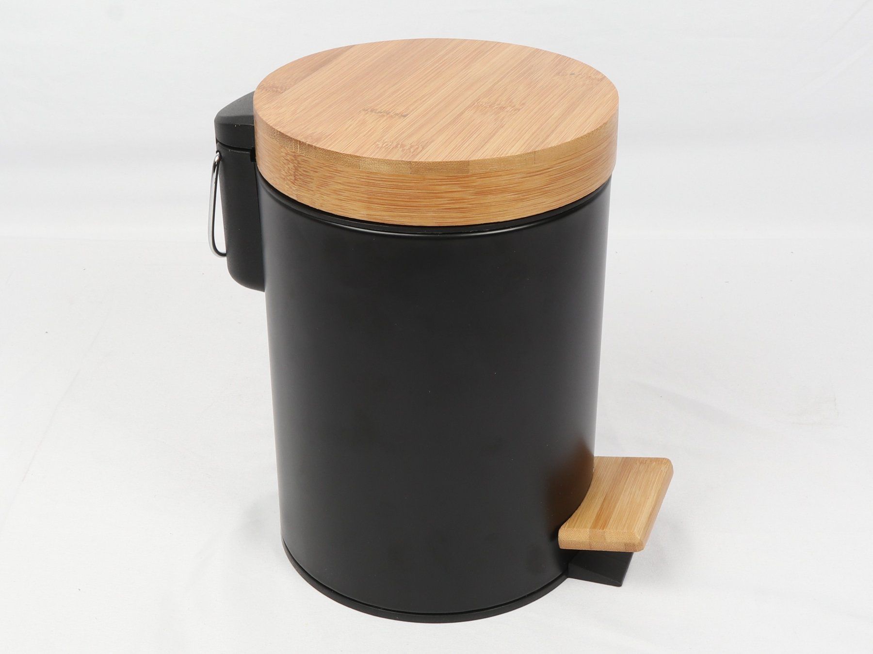 Abfalleimer: ZELLER-Treteimer 3 Liter Schwarz – Neu (gemäss Beschreibung) aus Steinen von Restwert_Steinen 2