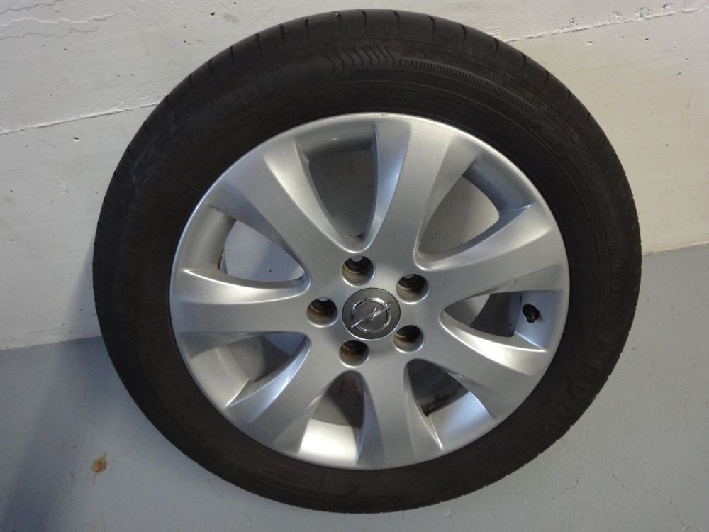 4 Sommerreifen 16 Zoll mit original Opel Alufelgen (Gebraucht) in ...