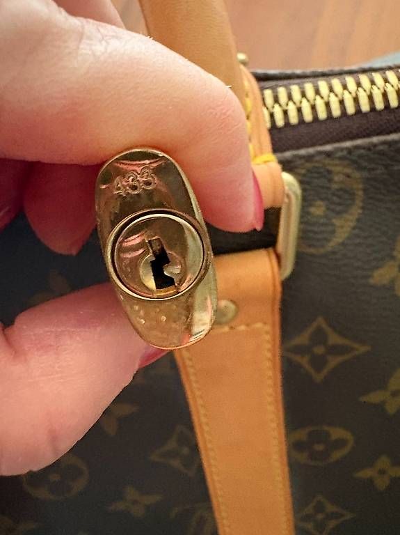 Louis Vuitton Sacs: WEEKENDER Louis Vuitton MM Monogram Canvas – Neuf (Voir description) à Binz par Lotta59 2