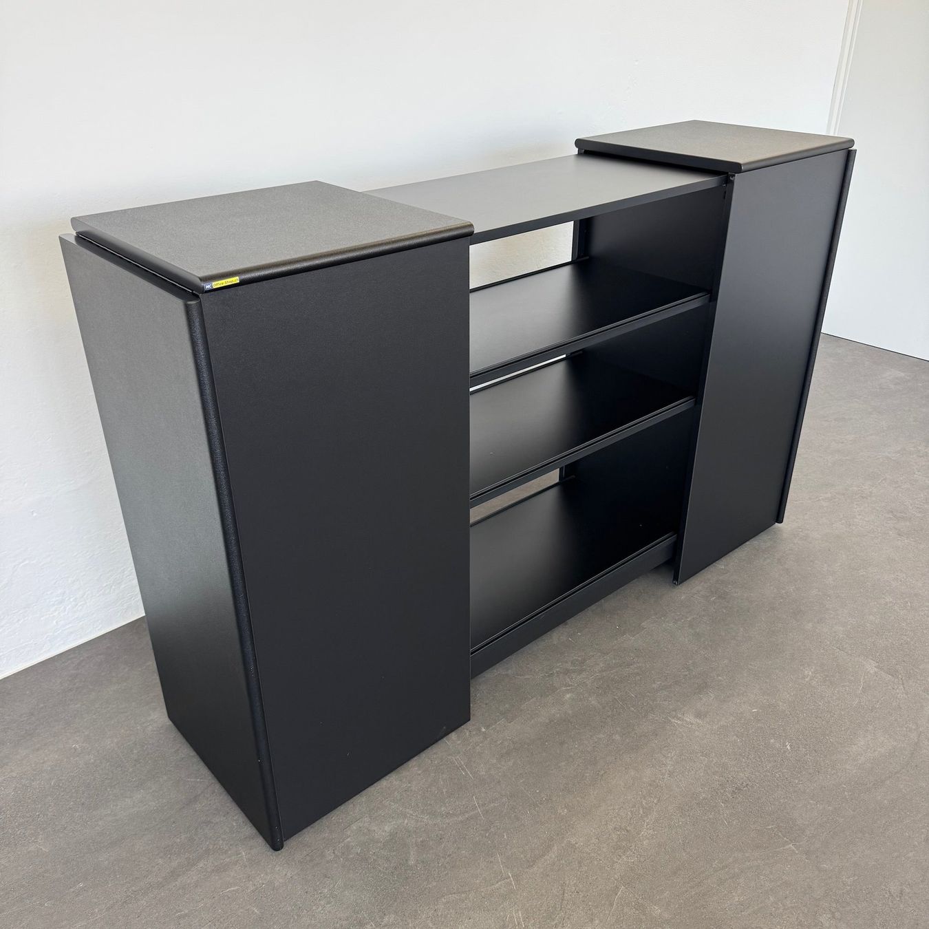 Armadi: Top Design Exclusiv Mobile Bartheke max 3800 mm breit – Usato da Schönenwerd venduto da mcofficeshop 3