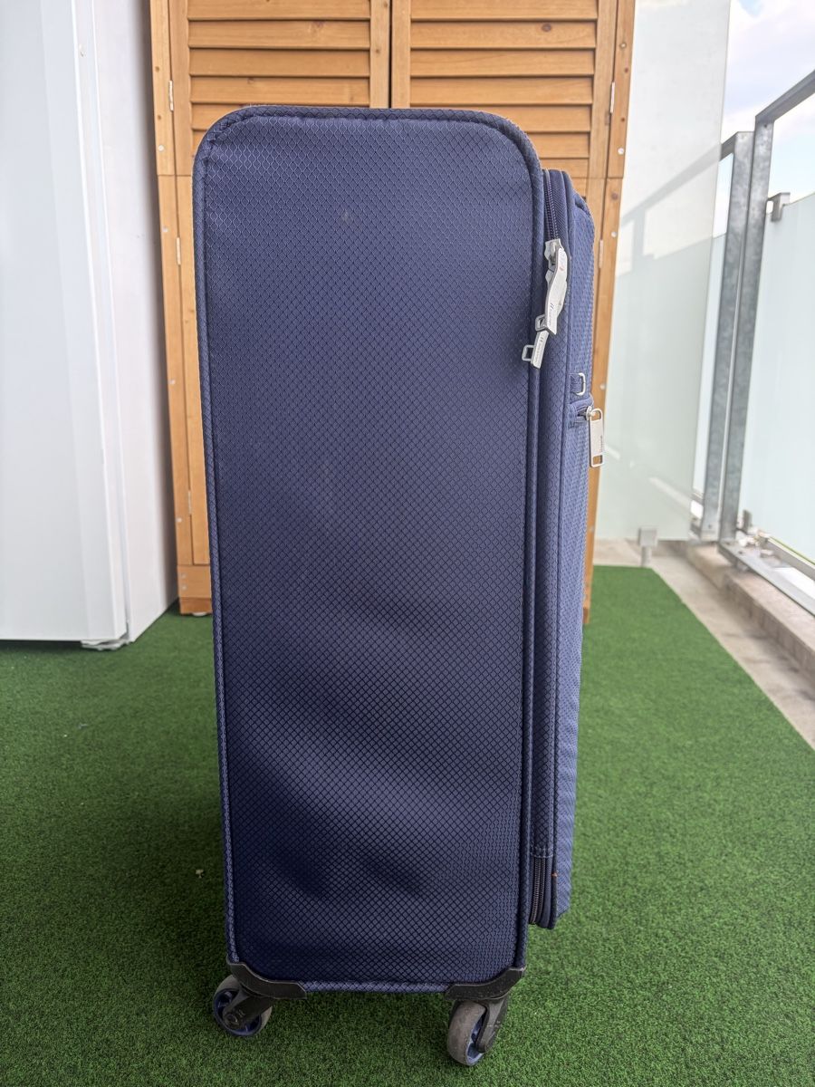 Valigie: Blauer IT Reisekoffer, Top Zustand! – Usato da Zürich venduto da lia_wermuth 4