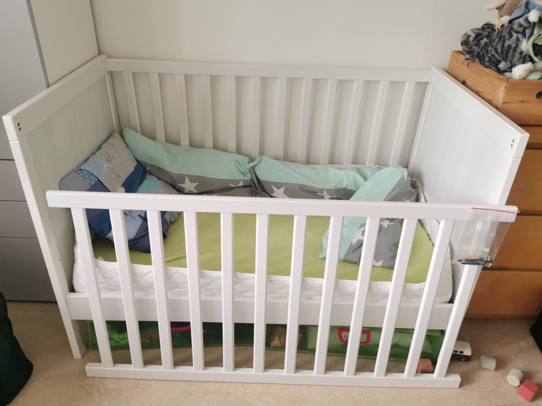 Ikea Letti: Kinderbett mit Gitter – Usato da Zürich venduto da lot_b6m9 6