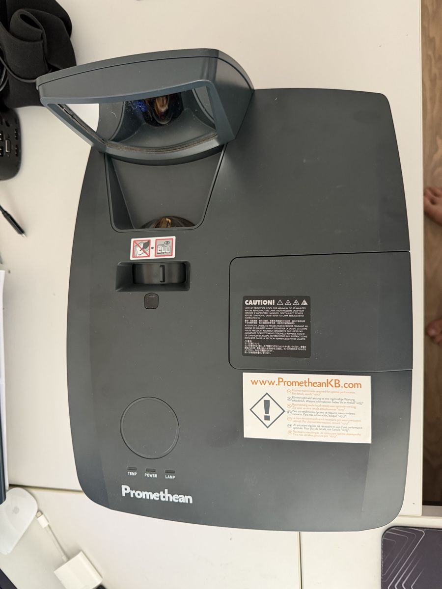 Vidéoprojecteurs: Promethean Spiegel Beamer  – D'occasion à Au SG par Risingson 2