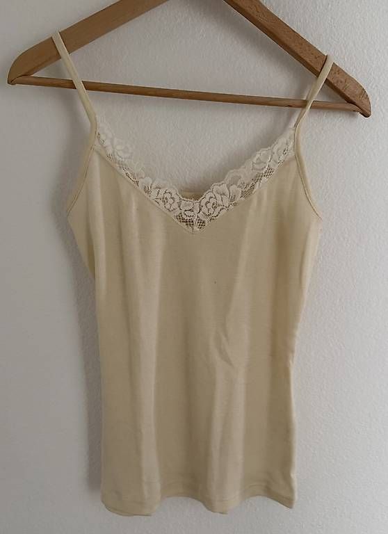 Top: Top Von Engel  S/M  – Usato da Alpnach Dorf venduto da rerifeme