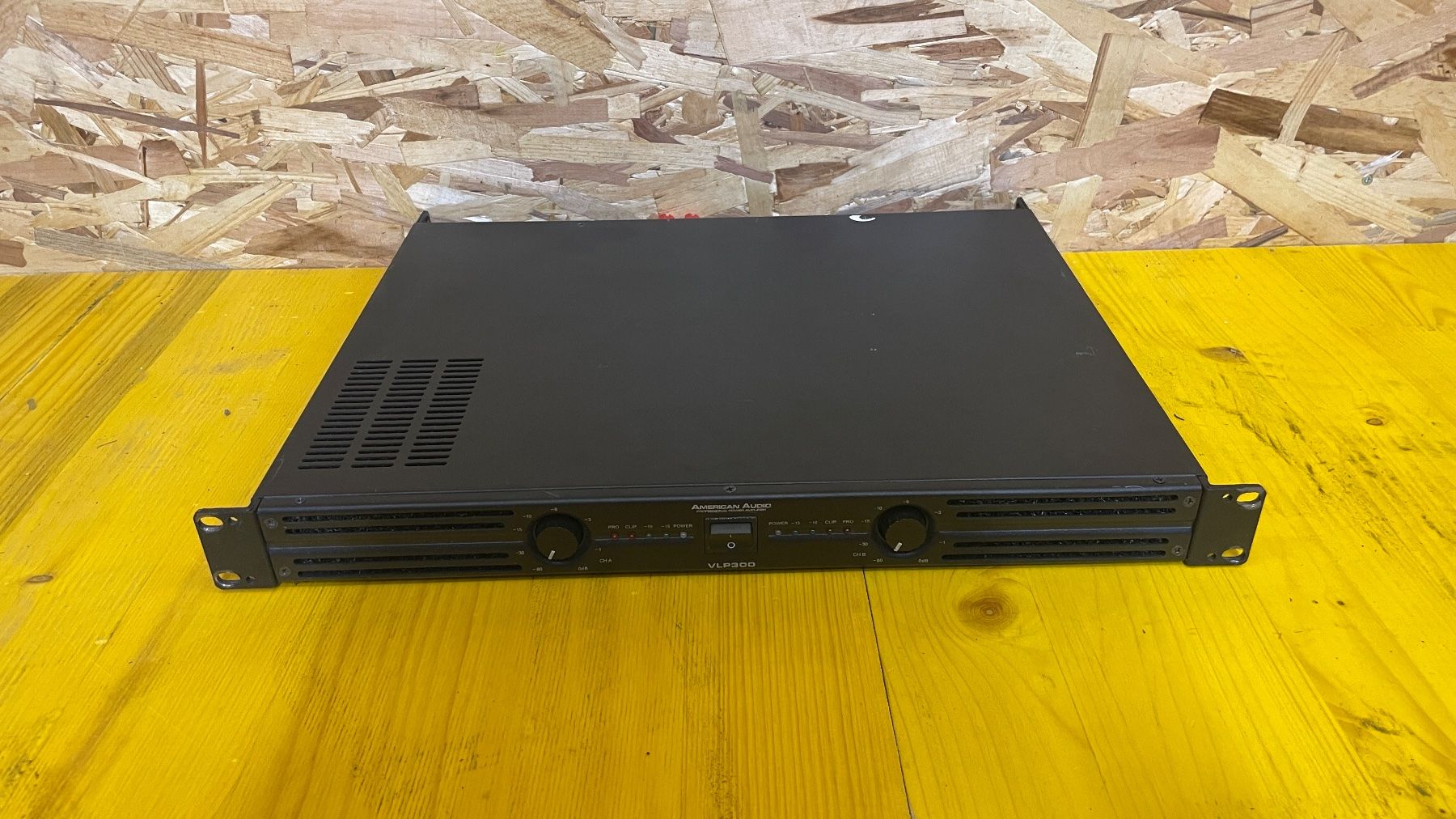 Verstärker: Endstufe American Audio VLP300 – Gebraucht aus Ehrendingen von Cyrilf99