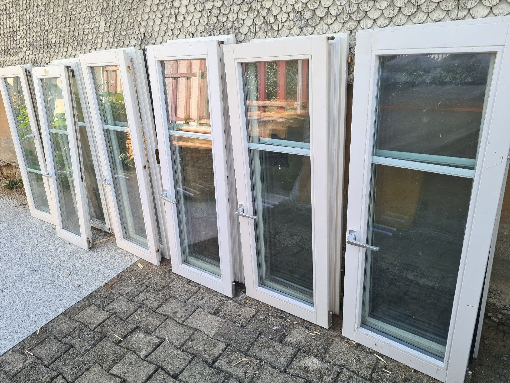 Fenêtres: Fenster – D'occasion à Waldkirch par Hypertenuse