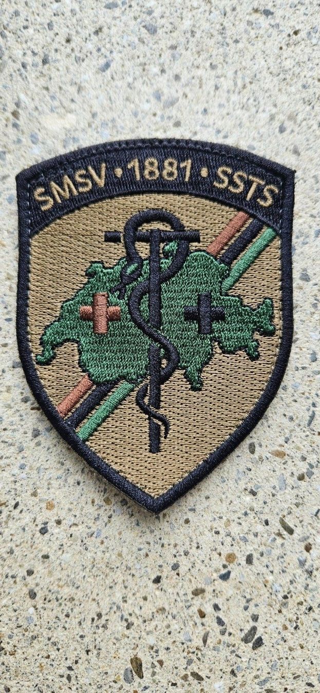 Schweizer Armee Placchette & Badge: *** Badge Sanität mit klett *** – Nuovo e nell'imballaggio originale da Riedholz venduto da fr_sIruP