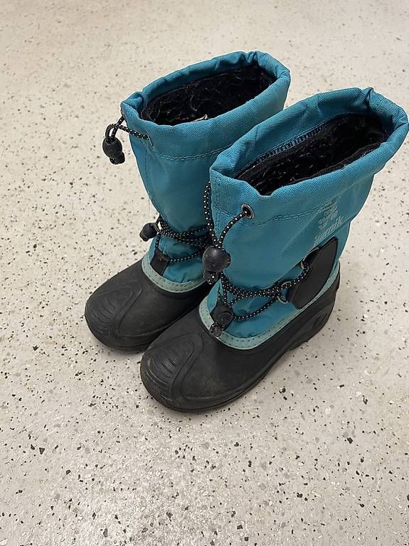 Kamik Scarpe per ragazzi: Kamik Winterschuhe Grösse 13 – Usato da Küttigen venduto da Nati44