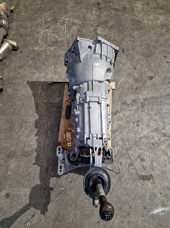 Tutti pezzi di ricambio auto: Bmw e46 Getribe ZF 6 Gange  – Usato da Niedergösgen venduto da Zecinha