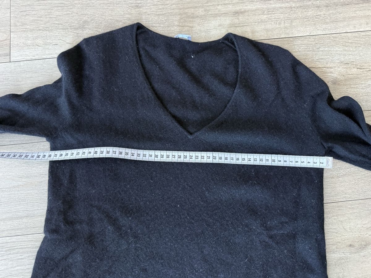 FTC Maglioni & Felpe: FTC Kaschmir Pullover mit V-Ausschnitt  – Usato da Kerns venduto da osco01 3