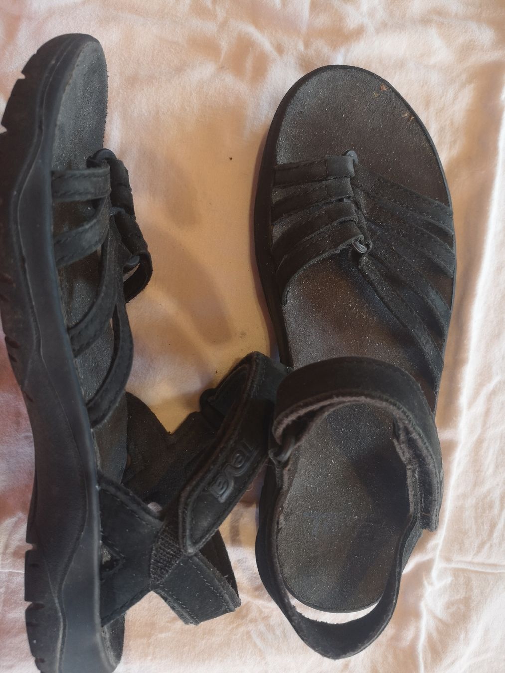 Teva Schuhe für Mädchen: Teva Sandalen 36 – Gebraucht aus Aumont von Mandragora02 2