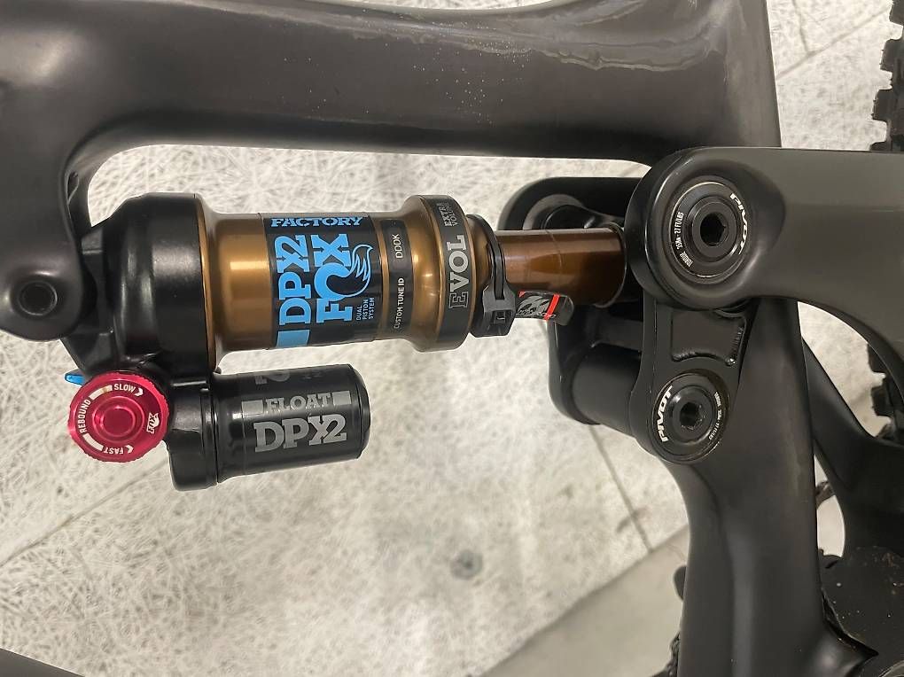 Velos: Pivot – Gebraucht aus Winterthur von fsfwic5 4