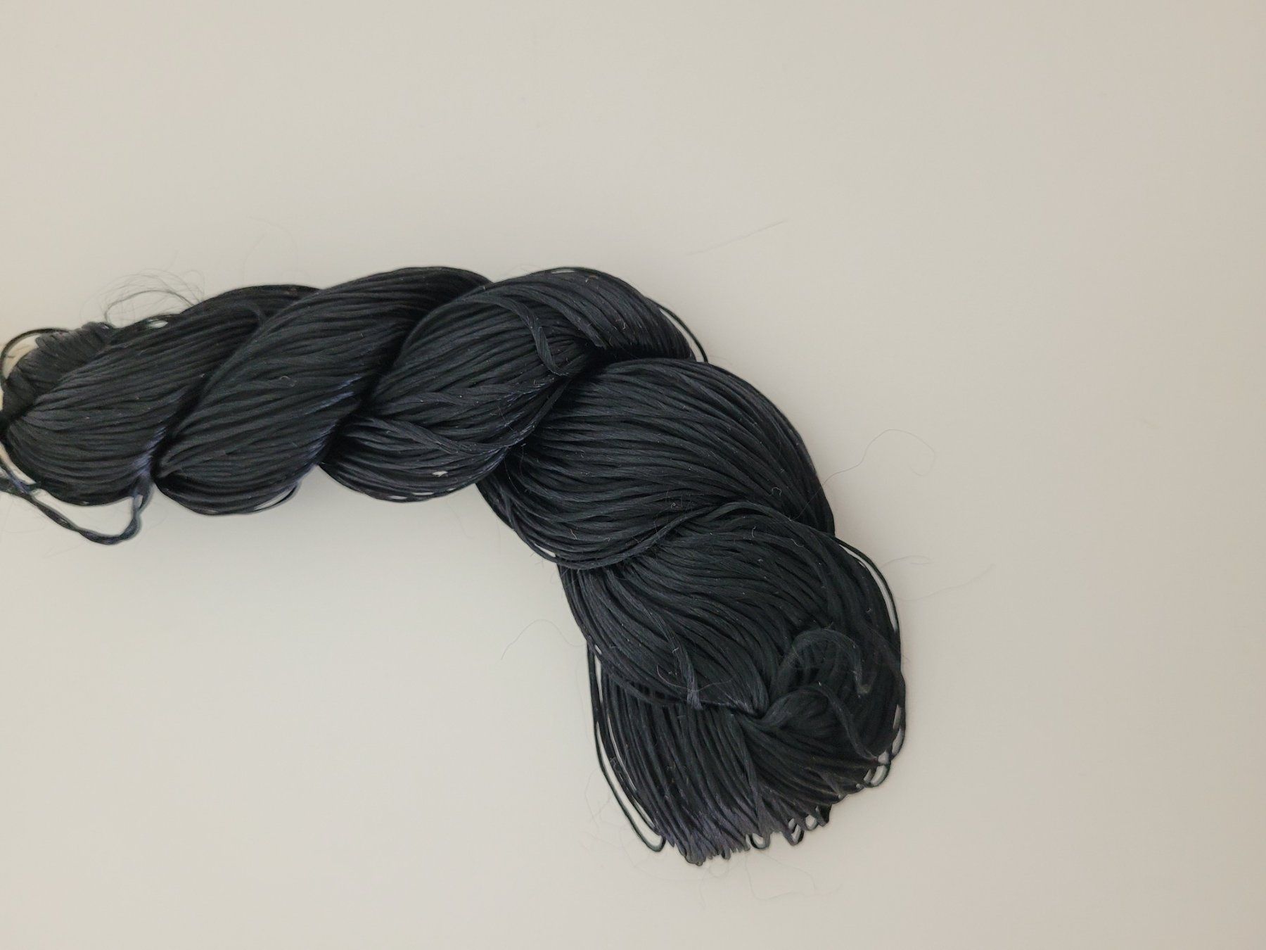 Wolle: Stickgarn Viskose schwarz 40g – Neu (gemäss Beschreibung) aus Aarburg von NDK 4