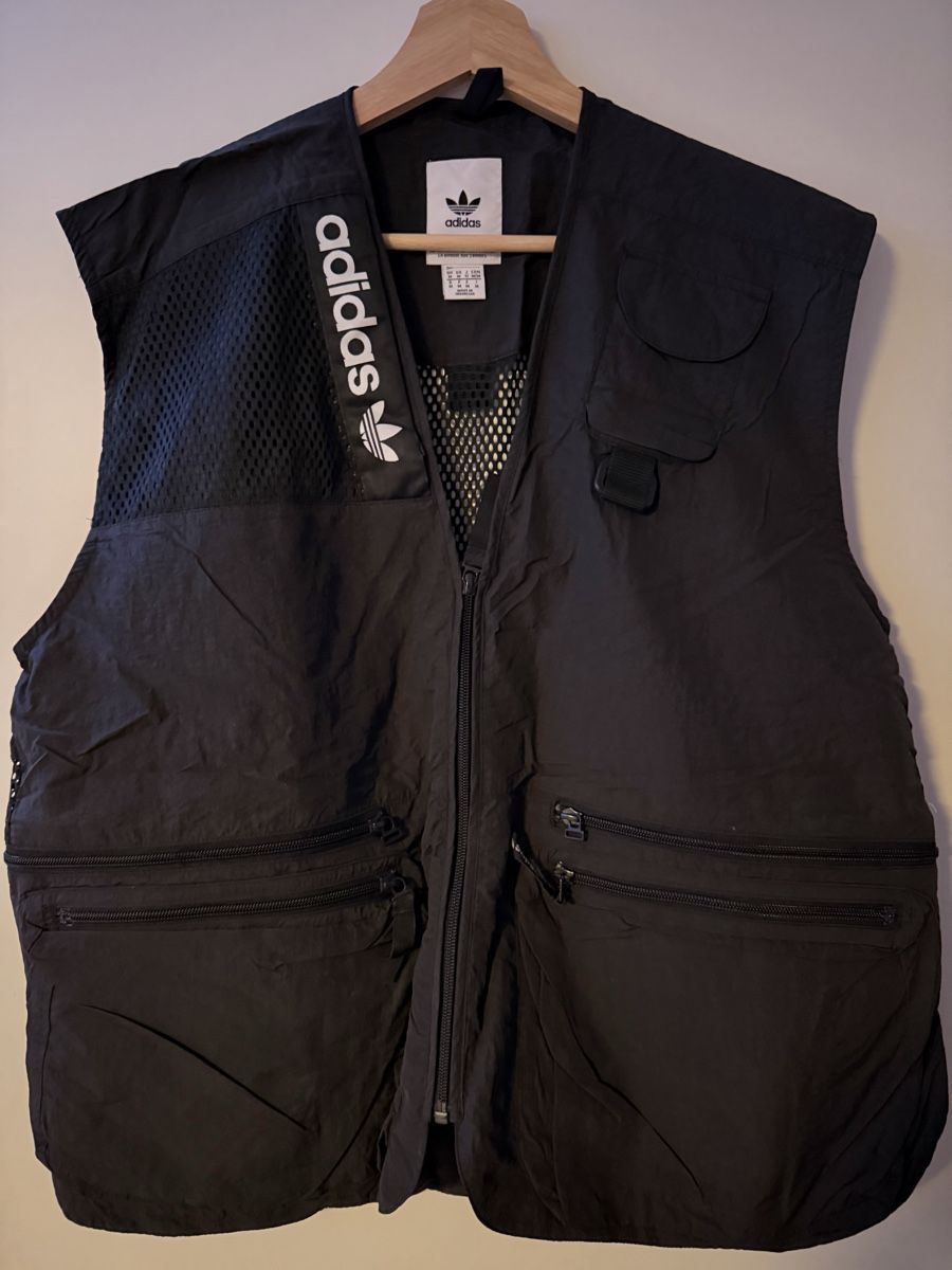 Adidas Gilet & Giacche: Gilet Adidas Noir - Taille M – Nuovo (secondo la descrizione) da Boudry venduto da LuigiLoot