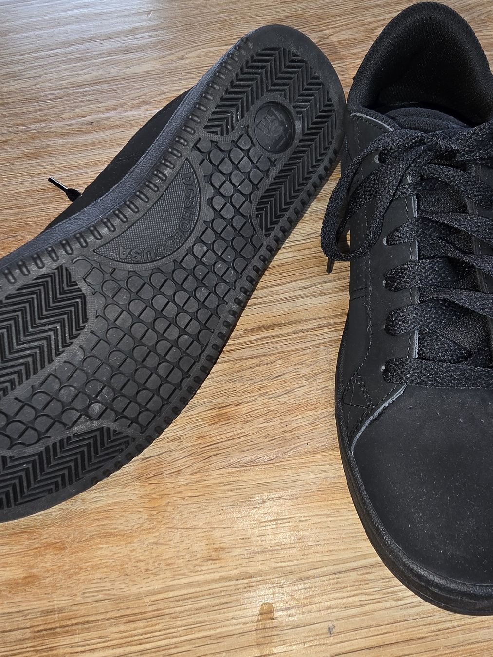 DC shoes Scarpe da uomo: DC Schuh pure schwarz, Gr. 40.5 – Usato da Morschach venduto da Monikawi 1