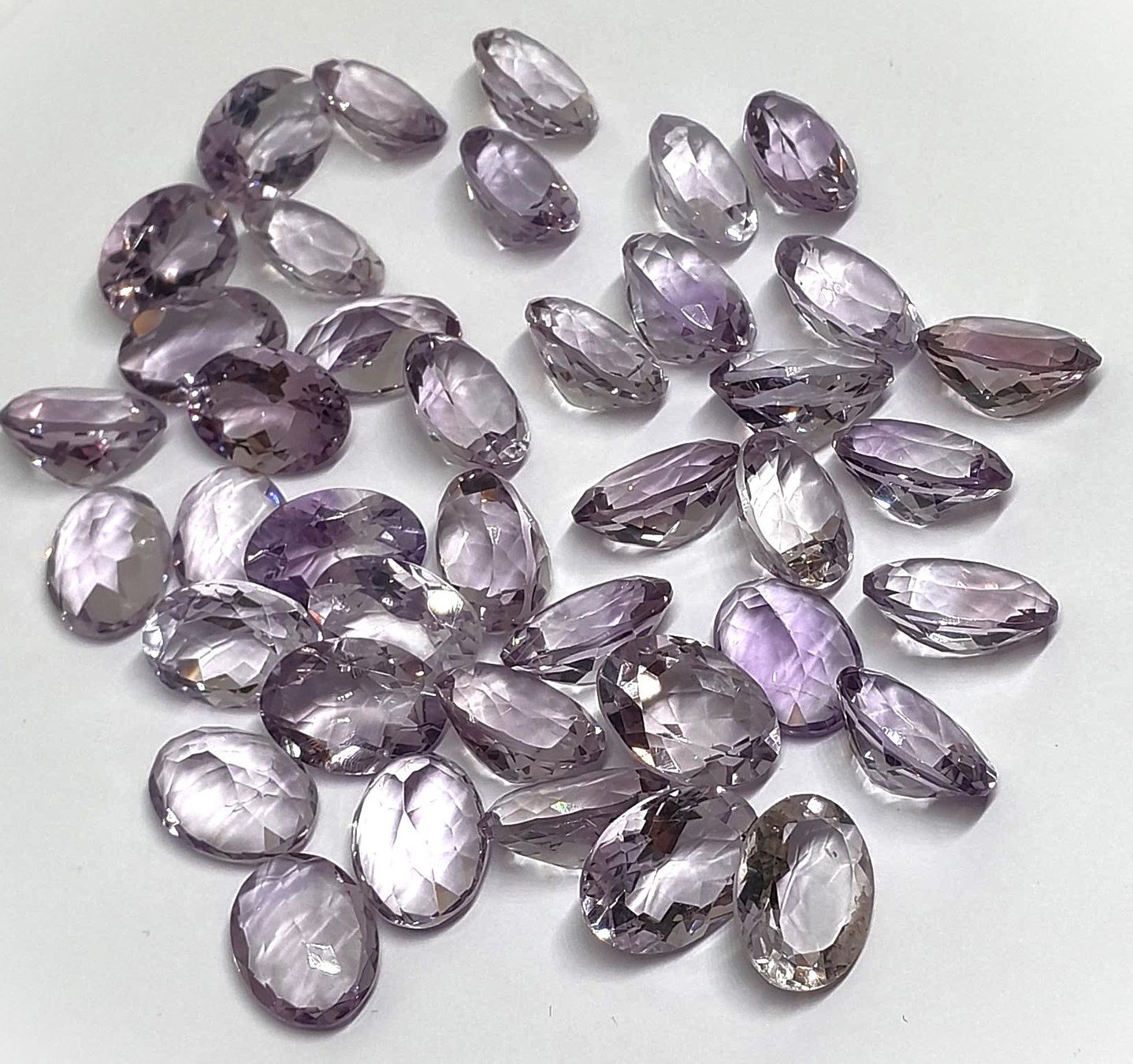 Pietre preziose: Lot 4x Améthystes ovales 11x9 mm - Valeur 90.- Fr – Nuovo (secondo la descrizione) da Grimisuat venduto da Valgem 5