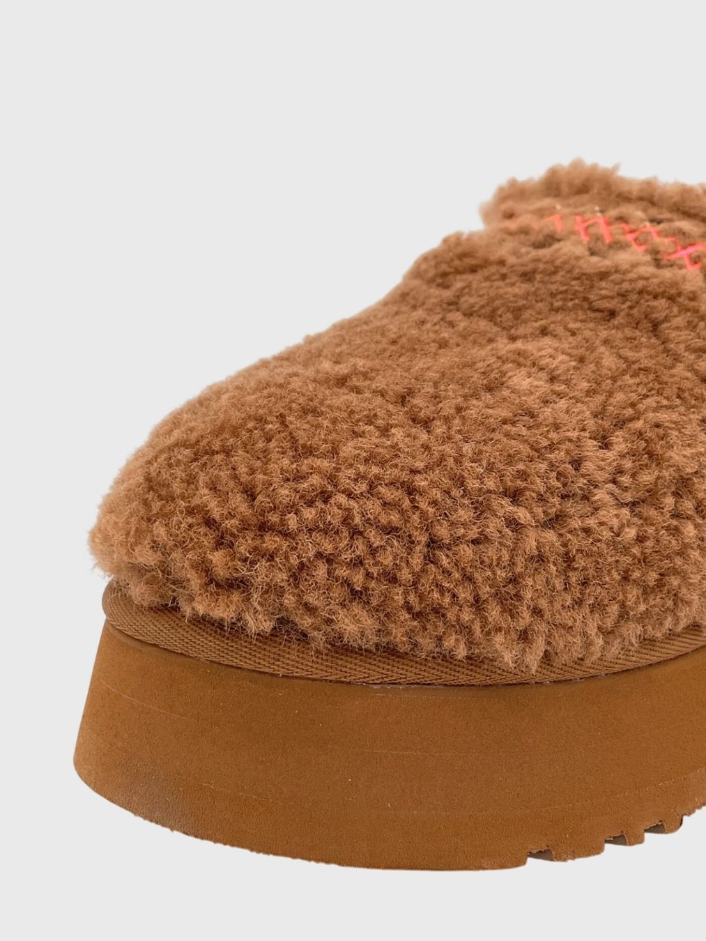 Ugg Chaussures femmes: UGG Tazz Braid Slipper EU 40 Braun – Neuf avec emballage d'origine à Zürich par shoe_shop 5